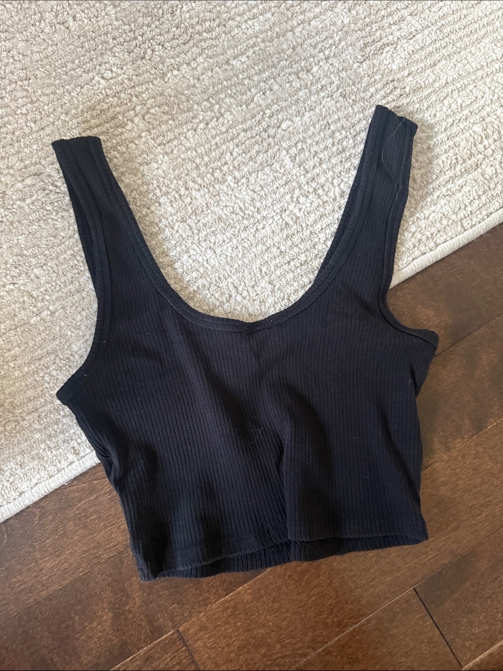 Garage Black Ribbed V-Neck Cropped Tank - Picture 2 of 2